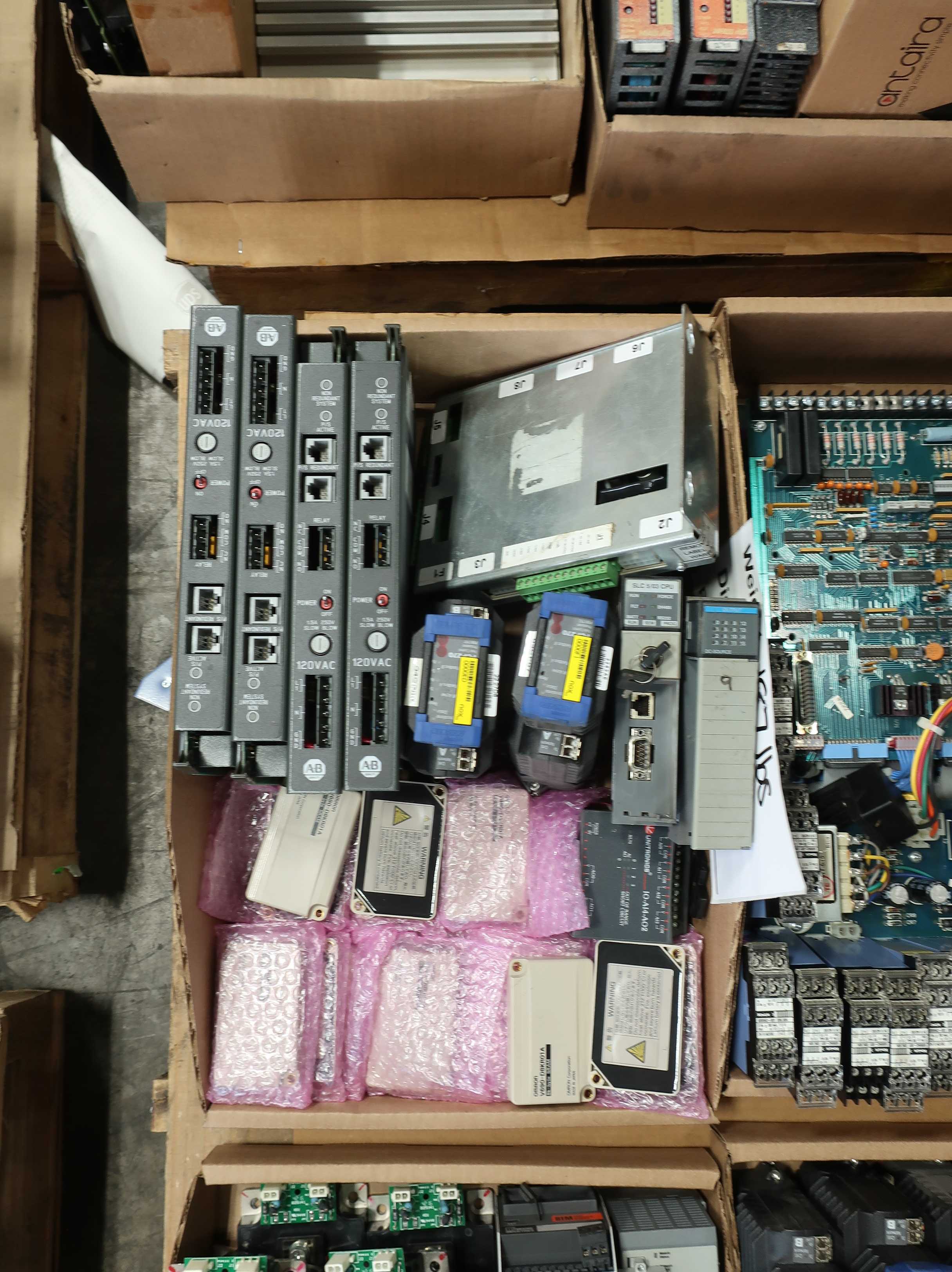 SKU 1771216 - 5 PALLETS OF ASSORTED MODULES - AUTOMATION & CONTROLS