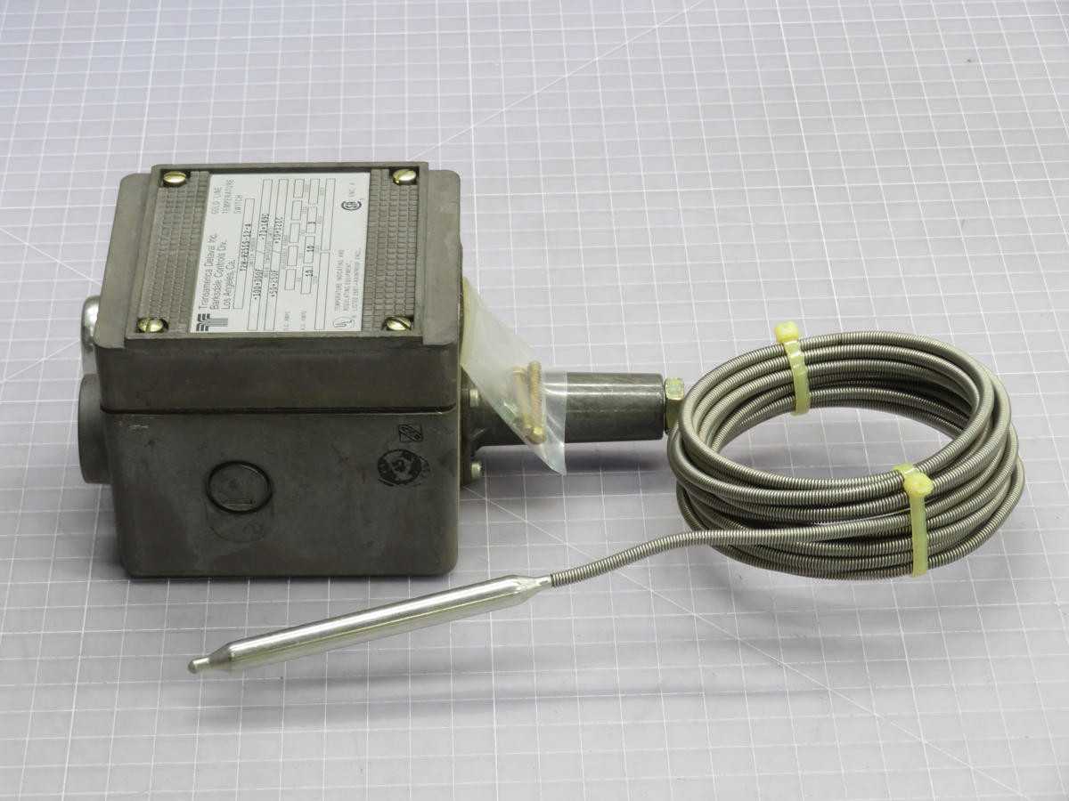 Transamerica Delaval T2H-H251S-12-A Temperature Switch T234236 - SWITCHES