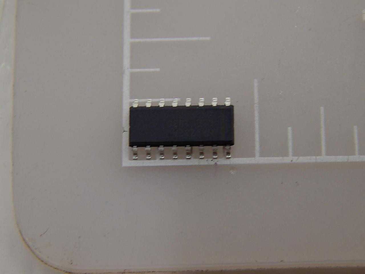 LOT OF 200 MAXIM INTEGRATED MAX232ACSE+ RS-232 INTERFACE IC 5 V MULTICH RS-232 DRIVER/RECEIVER T8862 - OPERATOR INTERFACE PANELS