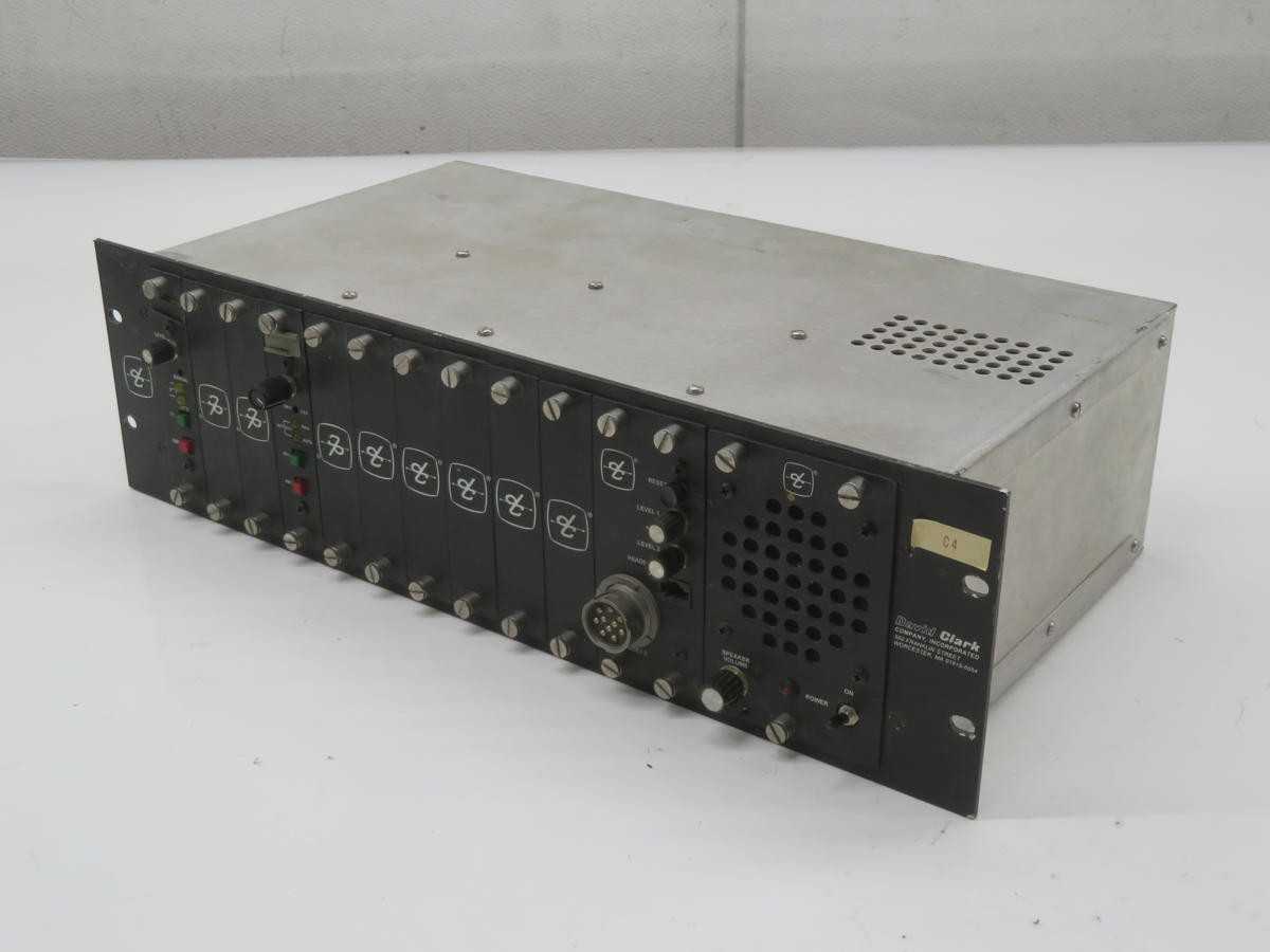 DAVID CLARK MCIC-BU MULTI-CHANNEL DESKTOP INTERCOM T236261 - AUTOMATION & CONTROLS