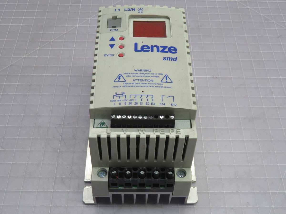 LENZE ESMD751X2SFA FREQUENCY INVERTER DRIVE T250238 - MOTOR DRIVES