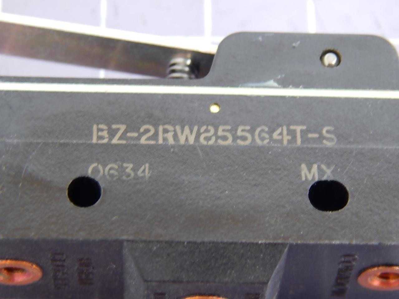 LOT OF 100 MICRO SWITCH BZ-2RW85564T-S BASIC / SNAP ACTION SWITCHES 15 A 125 250 OR 480 VAC T102841 - SWITCHES
