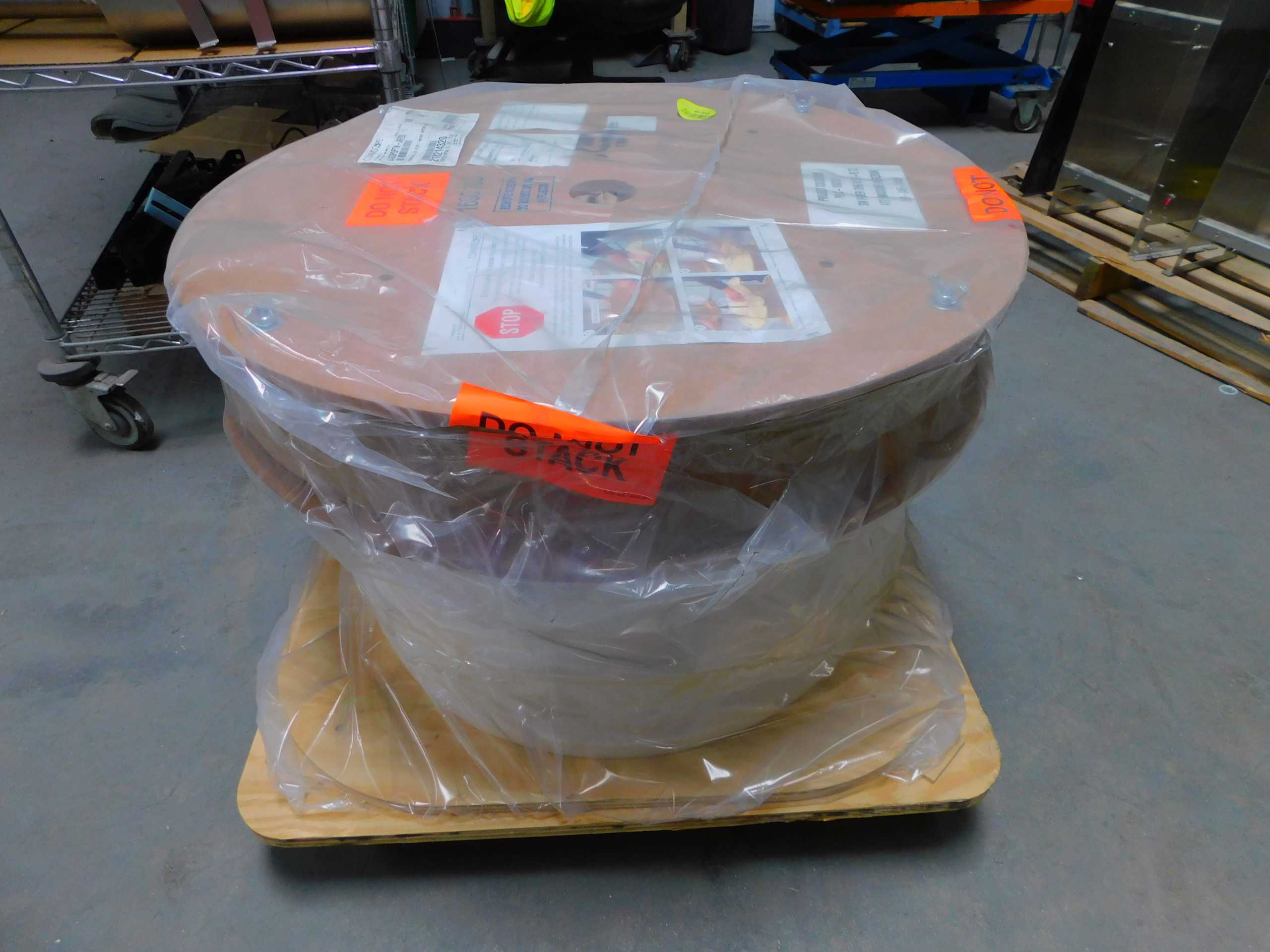 COMMSCOPE UJGQPQPTM-JKF292 FIBER OPTIC TRUNK ASSEMBLY 144 FIBER, SINGLE MODE, 292 FT. M7847 - FIBER OPTIC CABLE