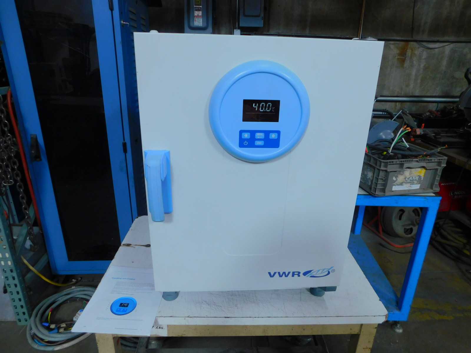 VWR GR Con 2.6CF Incubator Amb. Temp +5 To 75C - LAB & SCIENTIFIC