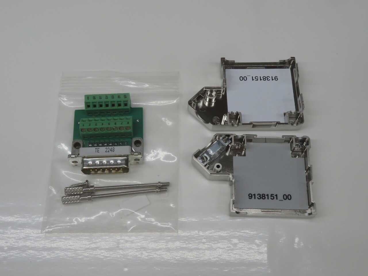 Lot Of 17 Phoenix Contact Subcon 15/M-Sh D-Sub Bus Connectors T272056 - AUTOMATION & CONTROLS