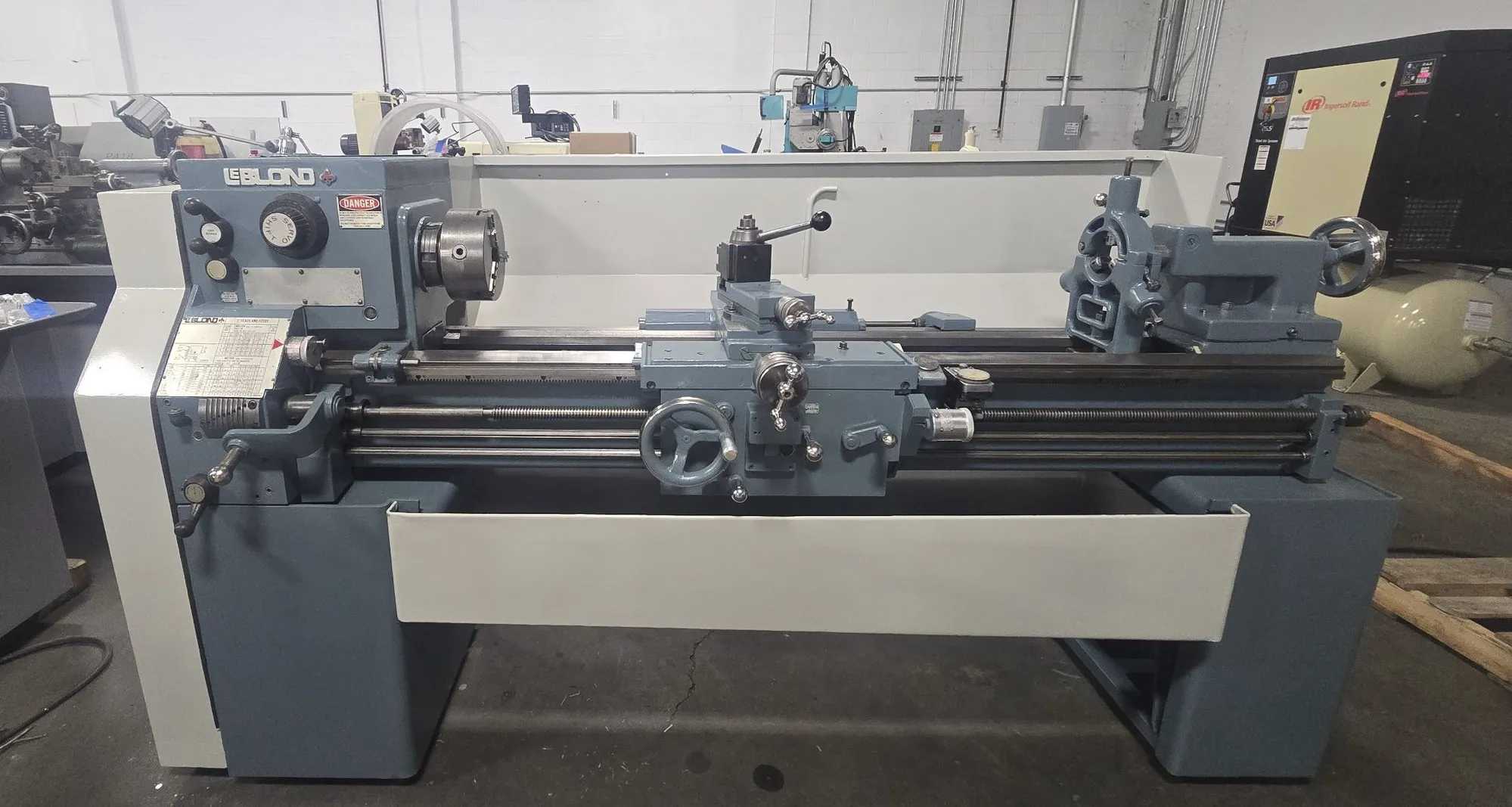 15" X 50" LeBlond Regal Servo Shift Lathe W/Taper & Threading, 5 HP, 1800 RPM - MANUAL LATHES