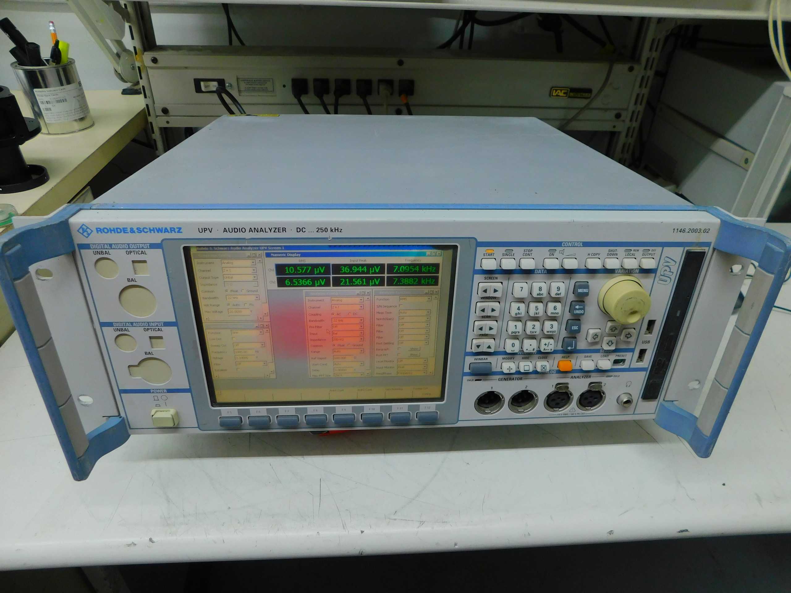 ROHDE & SCHWARZ UPV AUDIO ANALYZER DC..250 KHZ, OPTION K4,B1,B3,U2 - ANALYZER