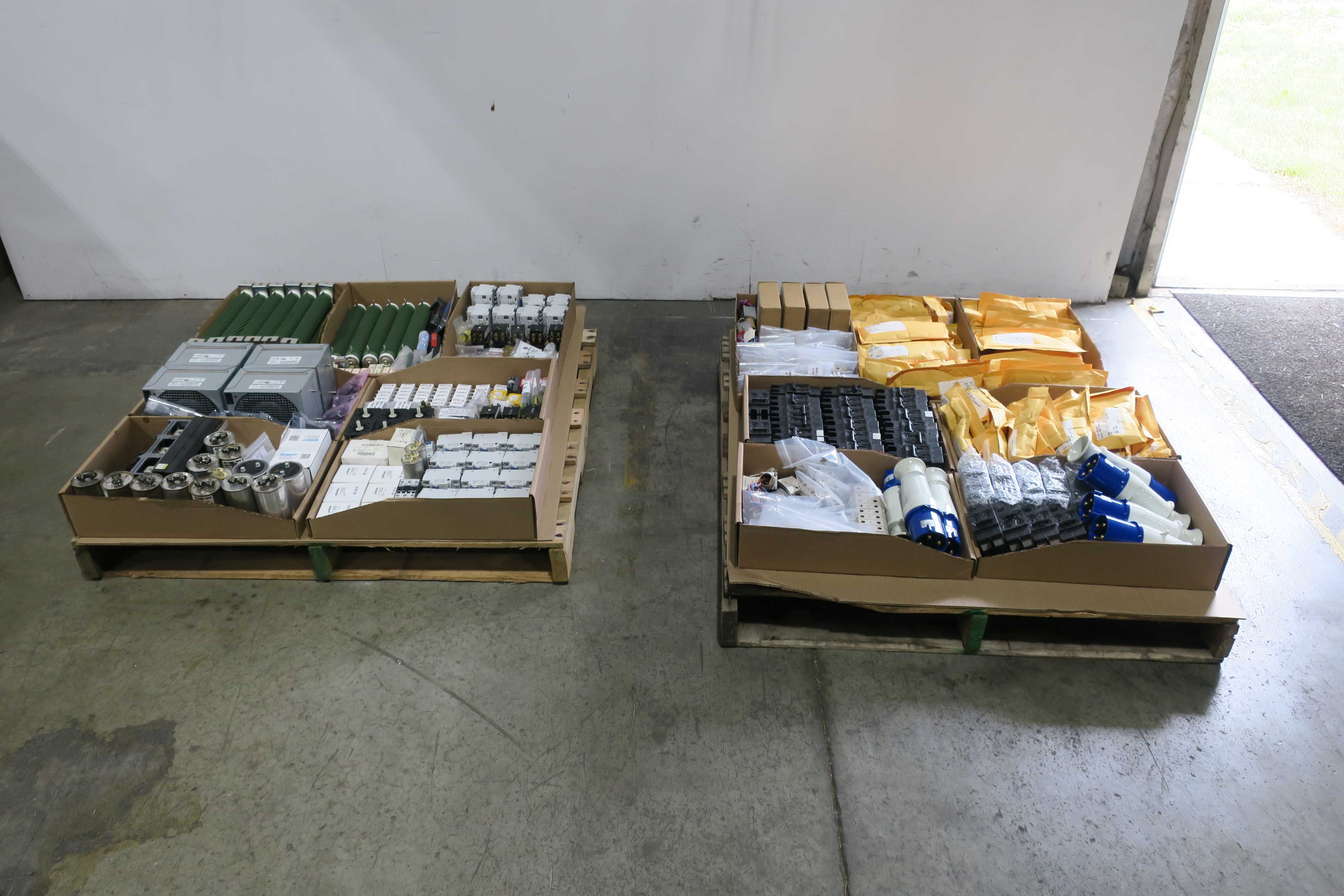 SKU 1784053 - 2 PALLETS OF ASSORTED ELECTRICAL COMPONENTS - ELECTRONIC COMPONENTS