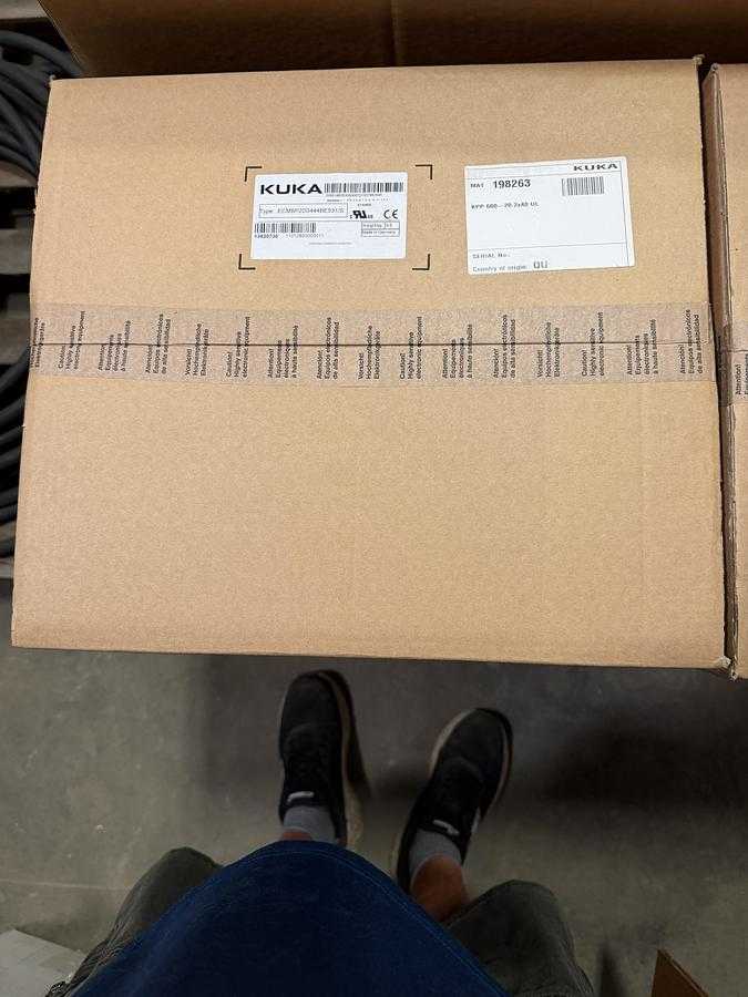KUKA Servo Drive Art No. 00198263 KPP 600-20-2X40 Type ECMBP2D3444BE531 - SERVO DRIVES