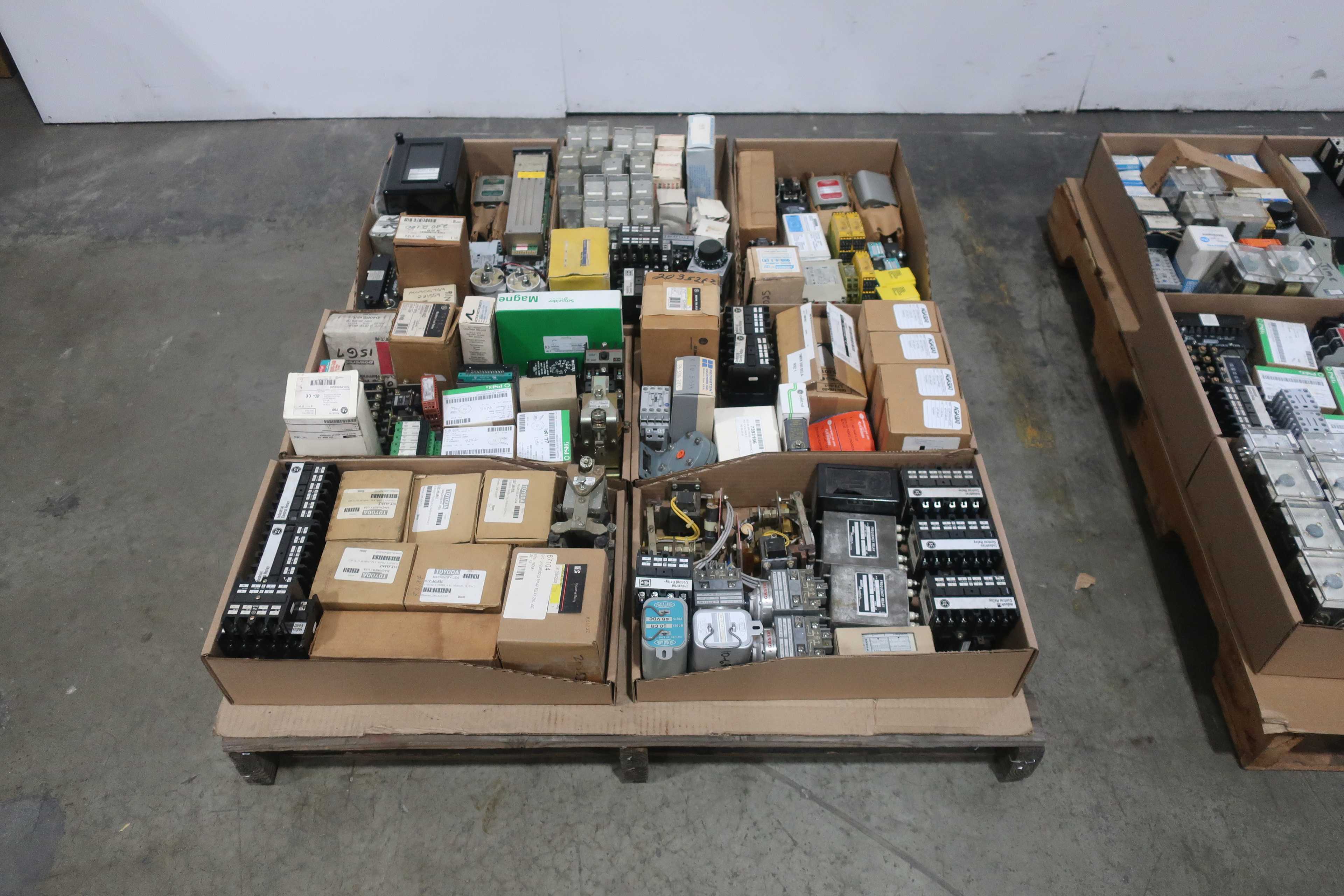 SKU 1763535 - 2 PALLETS OF ASSORTED RELAYS, COUNTERS, AND TIMERS - ELECTRICAL COMPONENTS