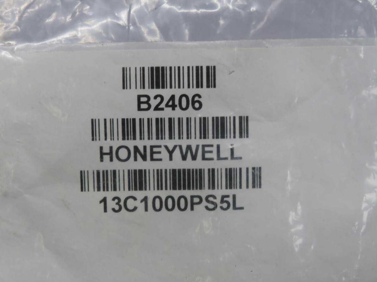 Lot Of 4 Honeywell 13C1000PS5L 1000PSI Sensors 1/4" NPT .102V T223642 - SENSORS