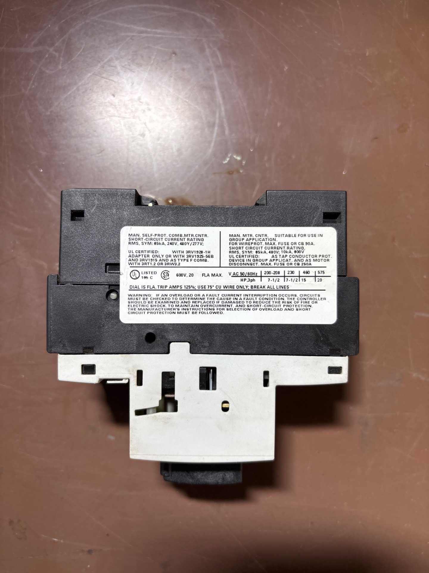 SIEMENS 3RV1021-4BA10 MOLDED CASE CIRCUIT BREAKER - CIRCUIT BREAKERS