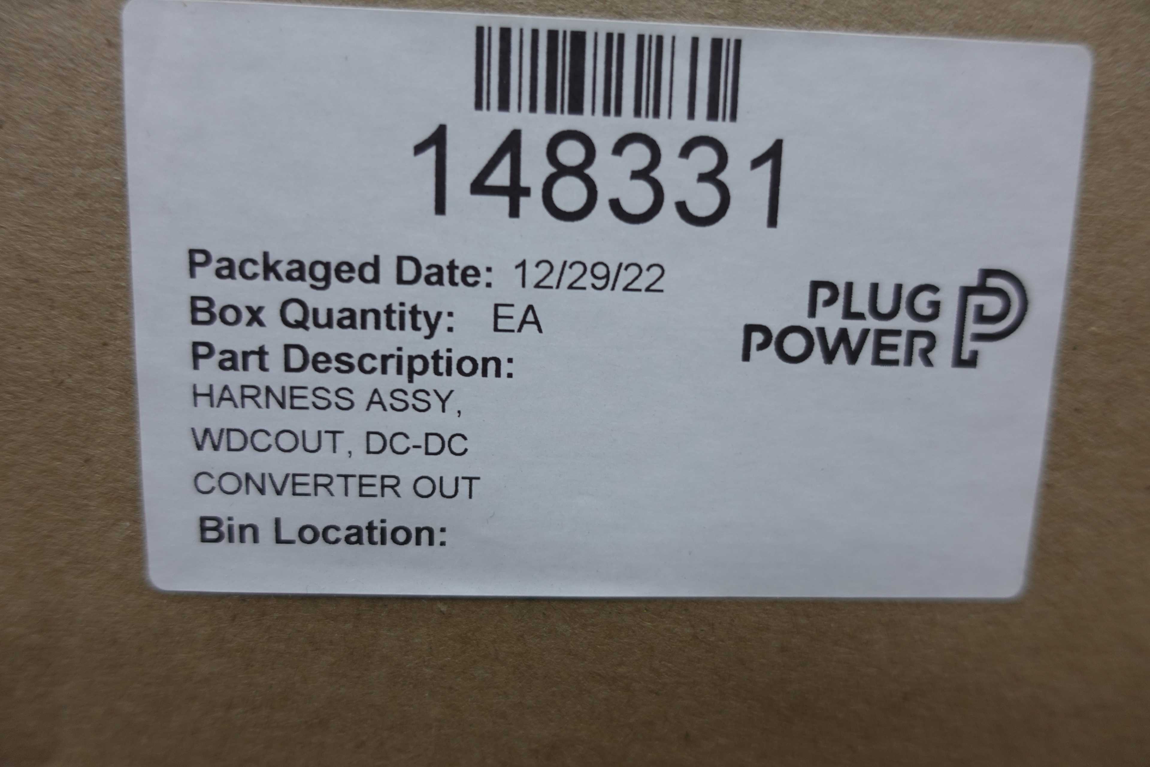 SKU 1762845 - PALLET OF AMPHENOL HVPT2A35 HEAVY DUTY POWER CONNECTORS, NEW IN BOX - ELECTRICAL COMPONENTS