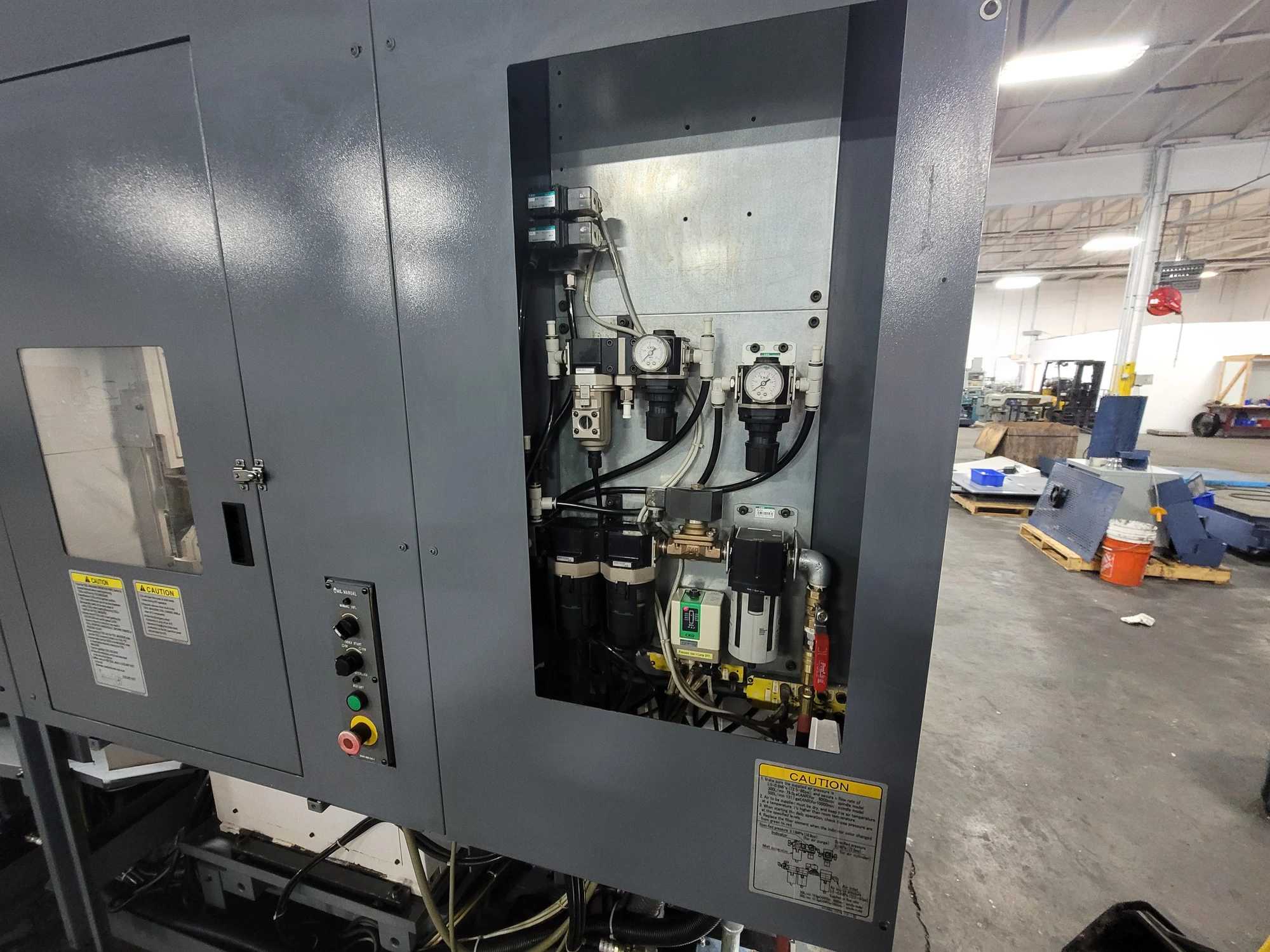 OKUMA MULTUS B400W MULTI-AXIS CNC TURNING CENTER WITH OSP-P200L CONTROL, 8-AXIS, 40-TOOL ATC - UNIVERSAL MACHINING CENTERS