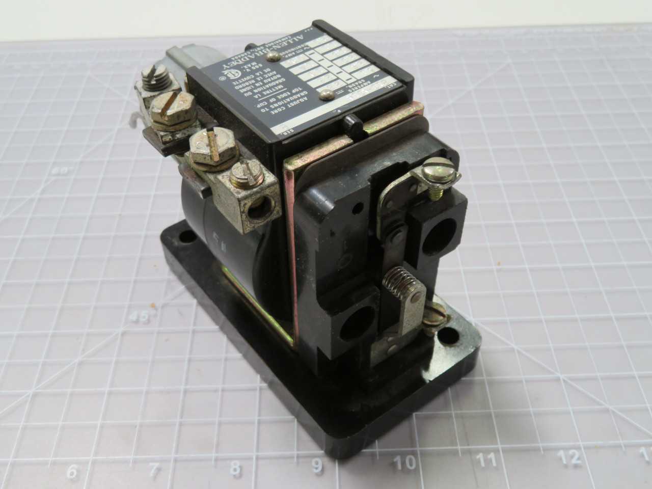 Allen-Bradley 810-A01A Ser. B Inverse Time Current Relay T168899 - SAFETY RELAY