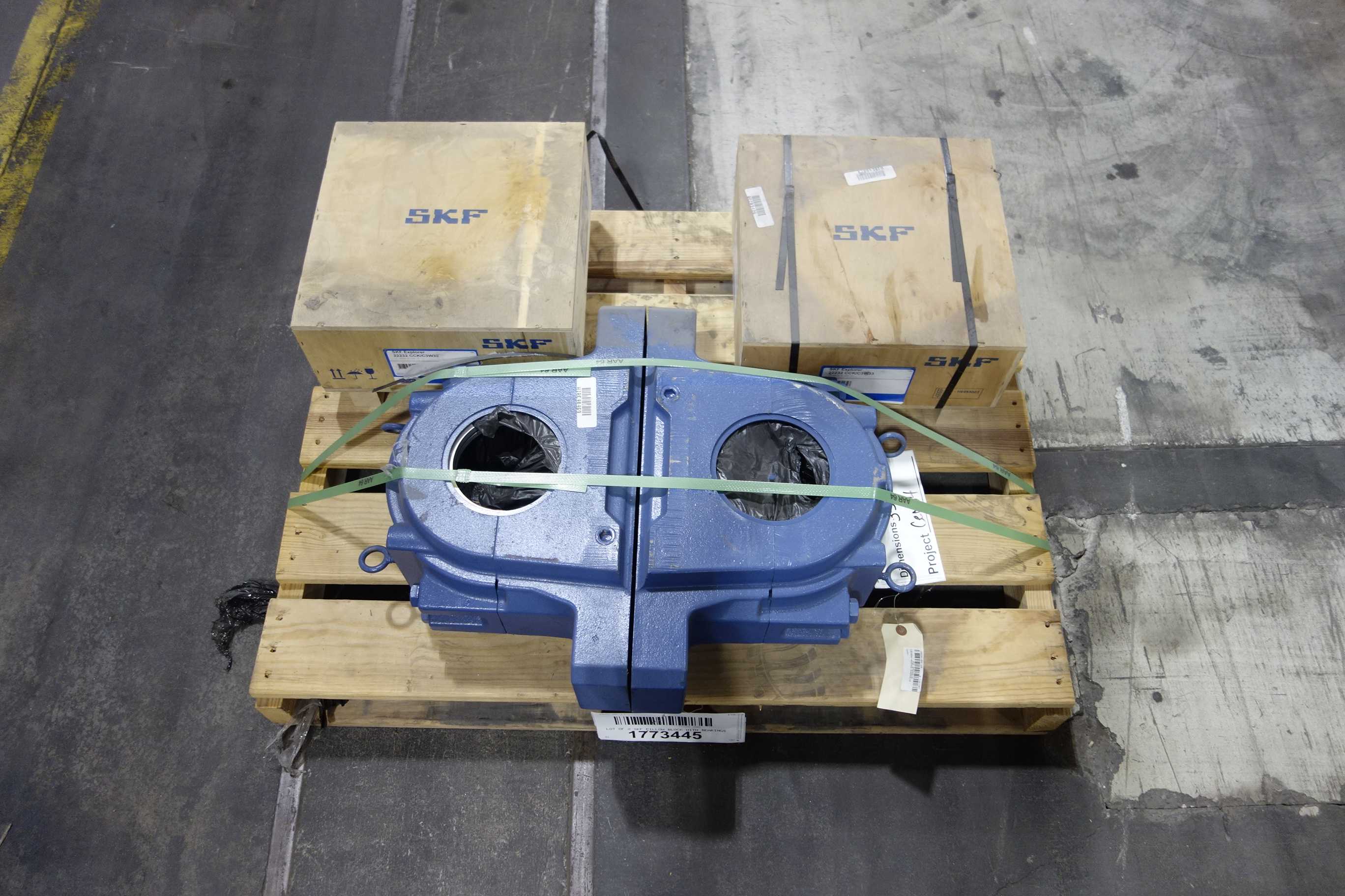 SKU 1773445 - LOT OF 2 SKF PILLOW BLOCK WITH BEARING - PILLOW BLOCK BEARING