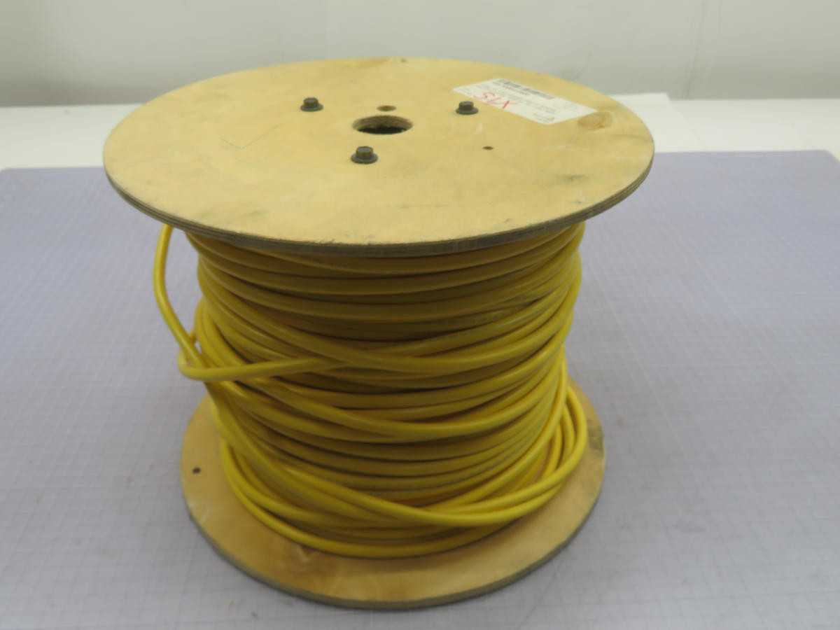 LOT OF 450 100-33084-0600 WIRE T216736 - ELECTRICAL WIRE