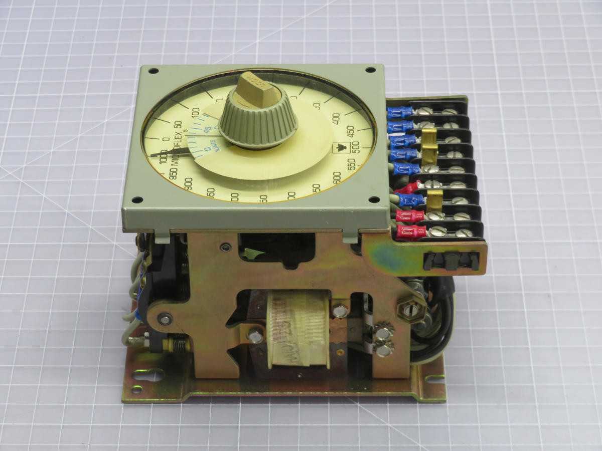 EAGLE SIGNAL HZ41A6 ELECTRIC RESET COUNTER T230055 - ELECTRICAL TIMERS