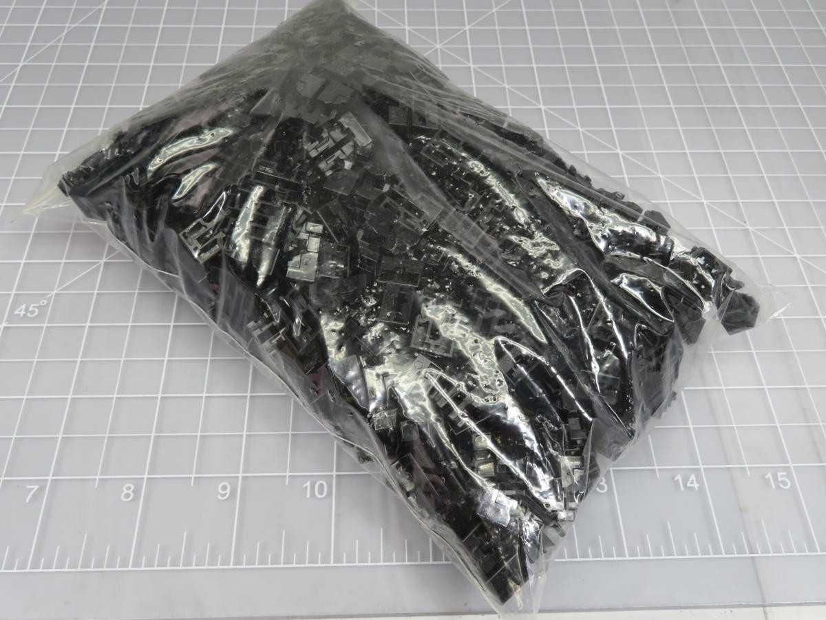 LOT OF 3000 COMMSCOPE 460158617 DUPLEX LC PORT BLOCKER BLACK T199448 - FIBER OPTIC CABLE
