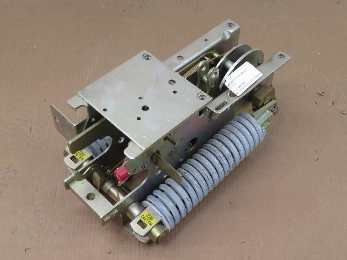 GLOBAL 1811382 ENGINE VARIABLE VALVE TIMING (VVT) SOLENOID T210257 - SOLENOID VALVE