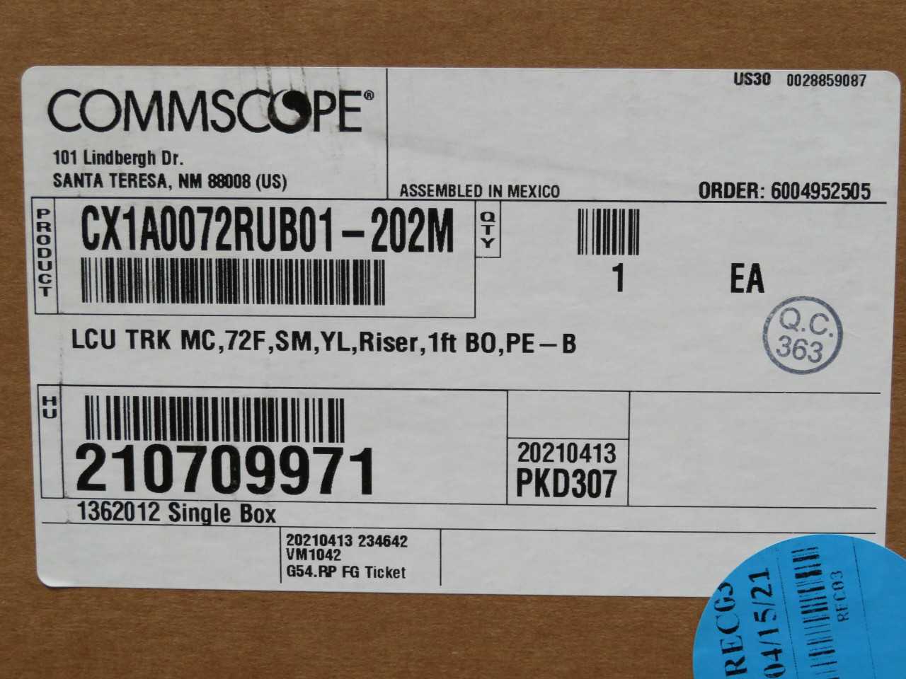 COMMSCOPE CX1A0072RUB01-202M LCU TRK MC 72F SM YL RISER 1FT BO PE-B 660 FT T176766 - FIBER OPTIC CABLE