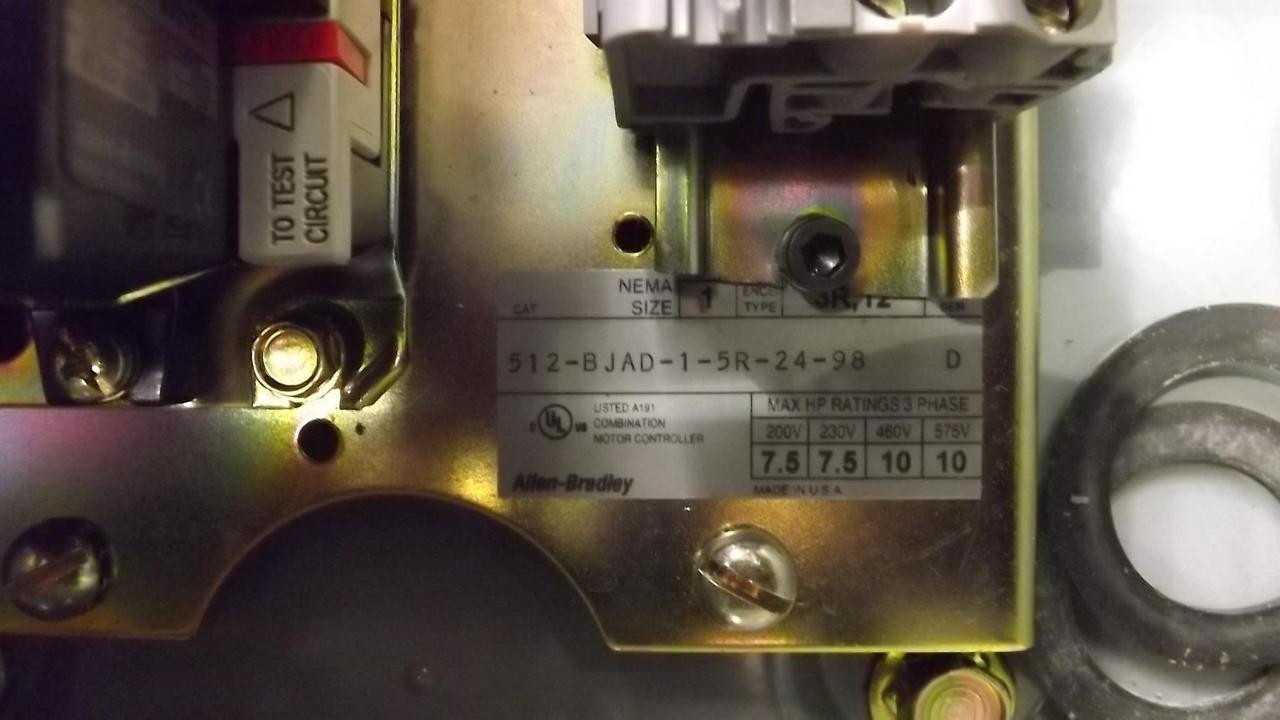 ALLEN-BRADLEY 512-BJAD-1-5R-24-98 NEMA COMBINATION STARTER DISCONNECT NEMA 1.24 3PH T28142 - MOTOR STARTERS