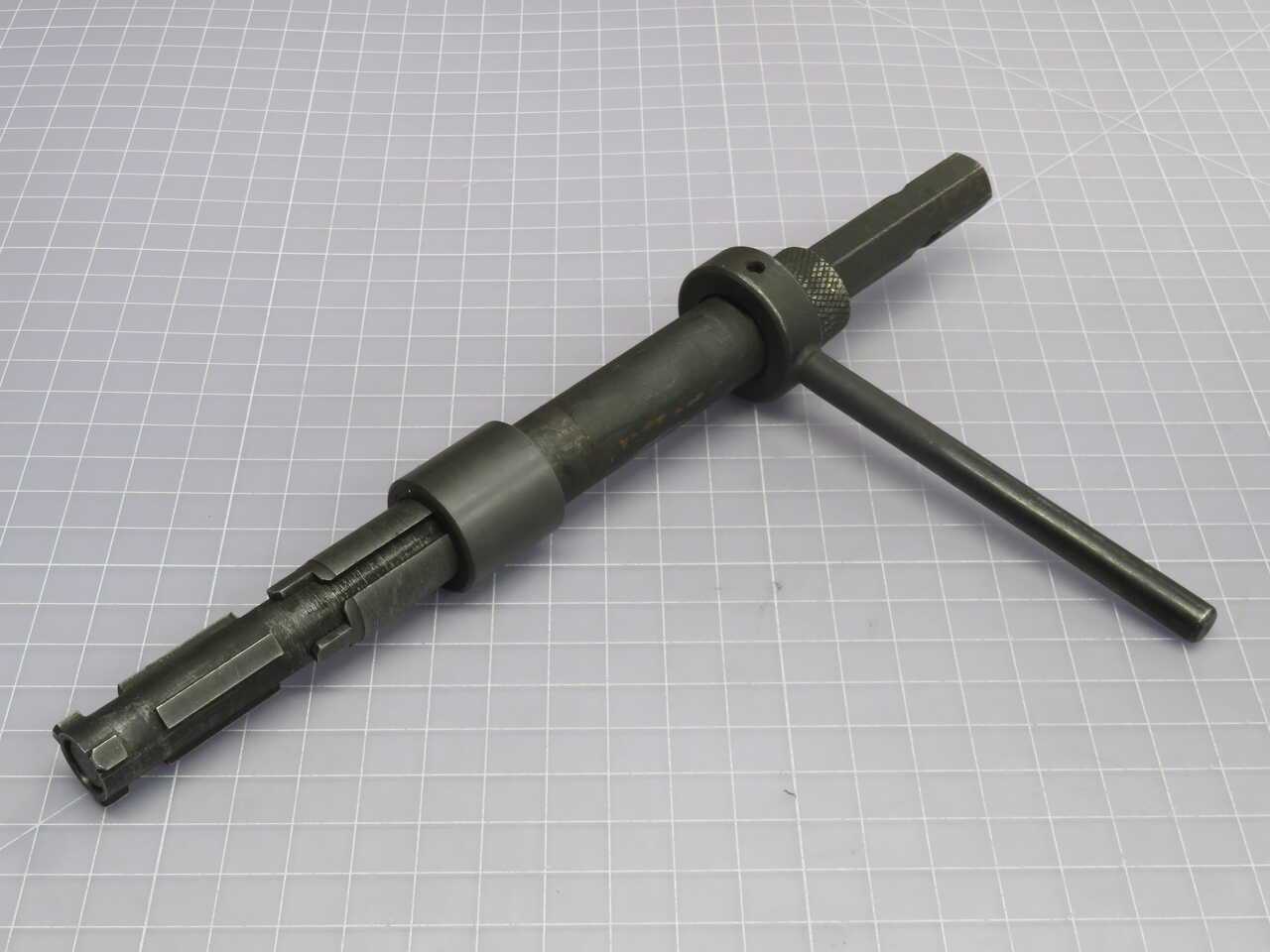 KELL-STROM PWC30403 REV R TURBINE DISC PULLER TOOL - HAND TOOLS