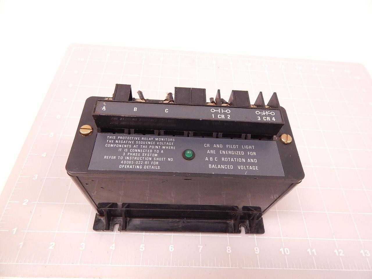 ALLEN BRADLEY BULLETIN 813S-V0H SOLID-STATE LINE VOLTAGE MONITOR RELAY T71368 - SAFETY RELAY