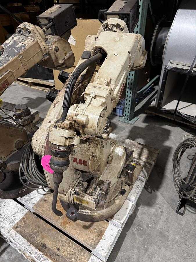 Dual Arm ABB IRB 1600ID 4/1.5 MIG Welding Robot With 4 Kg Payload Capacity - ARTICULATED ROBOTS