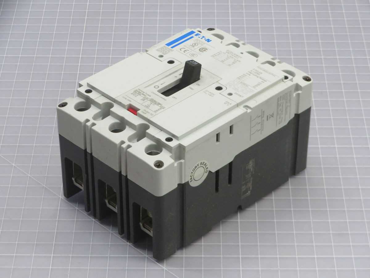 EATON PDG23M0225TFFL MOLDED CASE CIRCUIT BREAKER T246145 - CIRCUIT BREAKERS