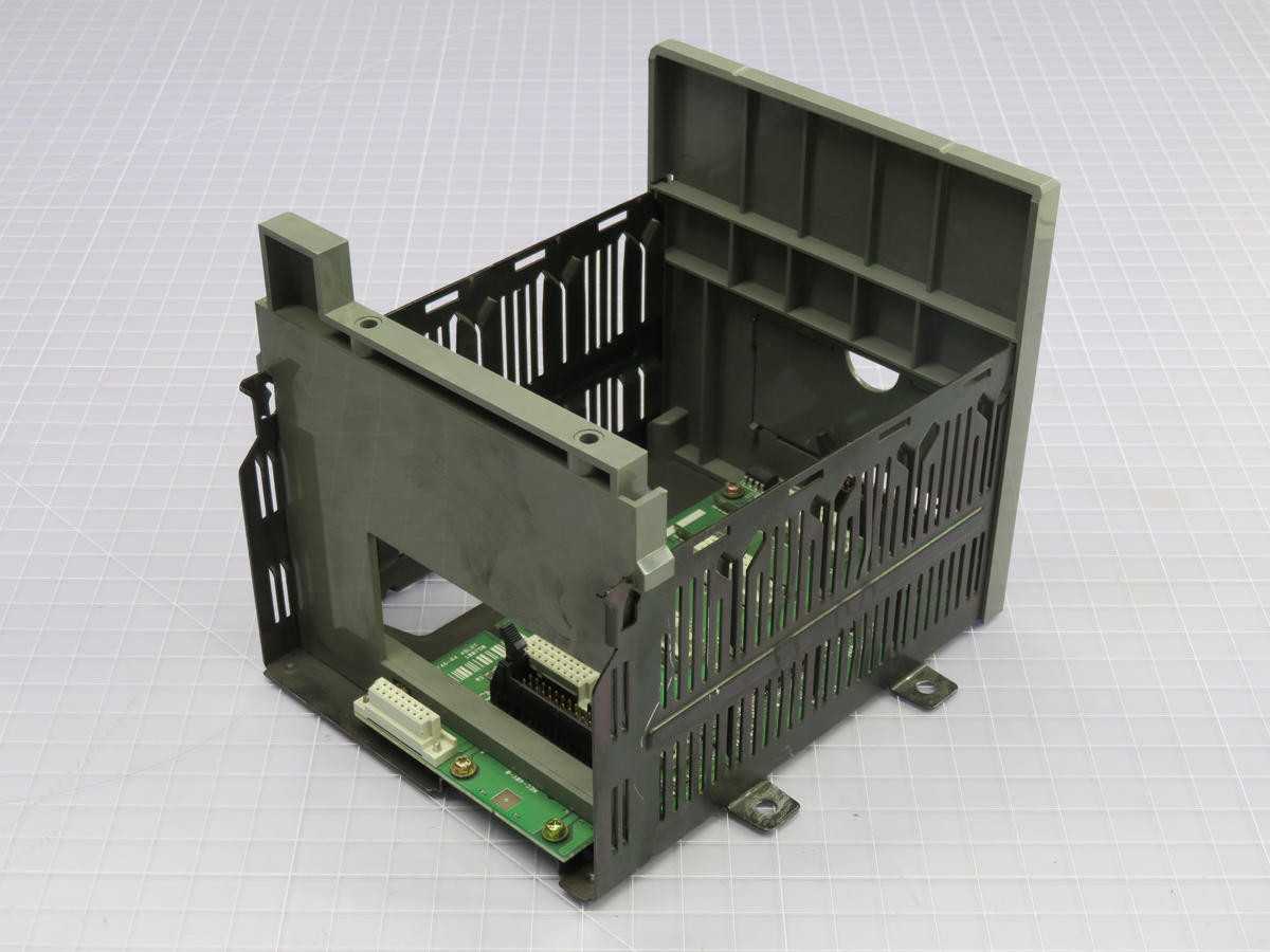 ALLEN BRADLEY 1746-A4 SLC 500 I/O CHASSIS T212507 - AUTOMATION & CONTROLS
