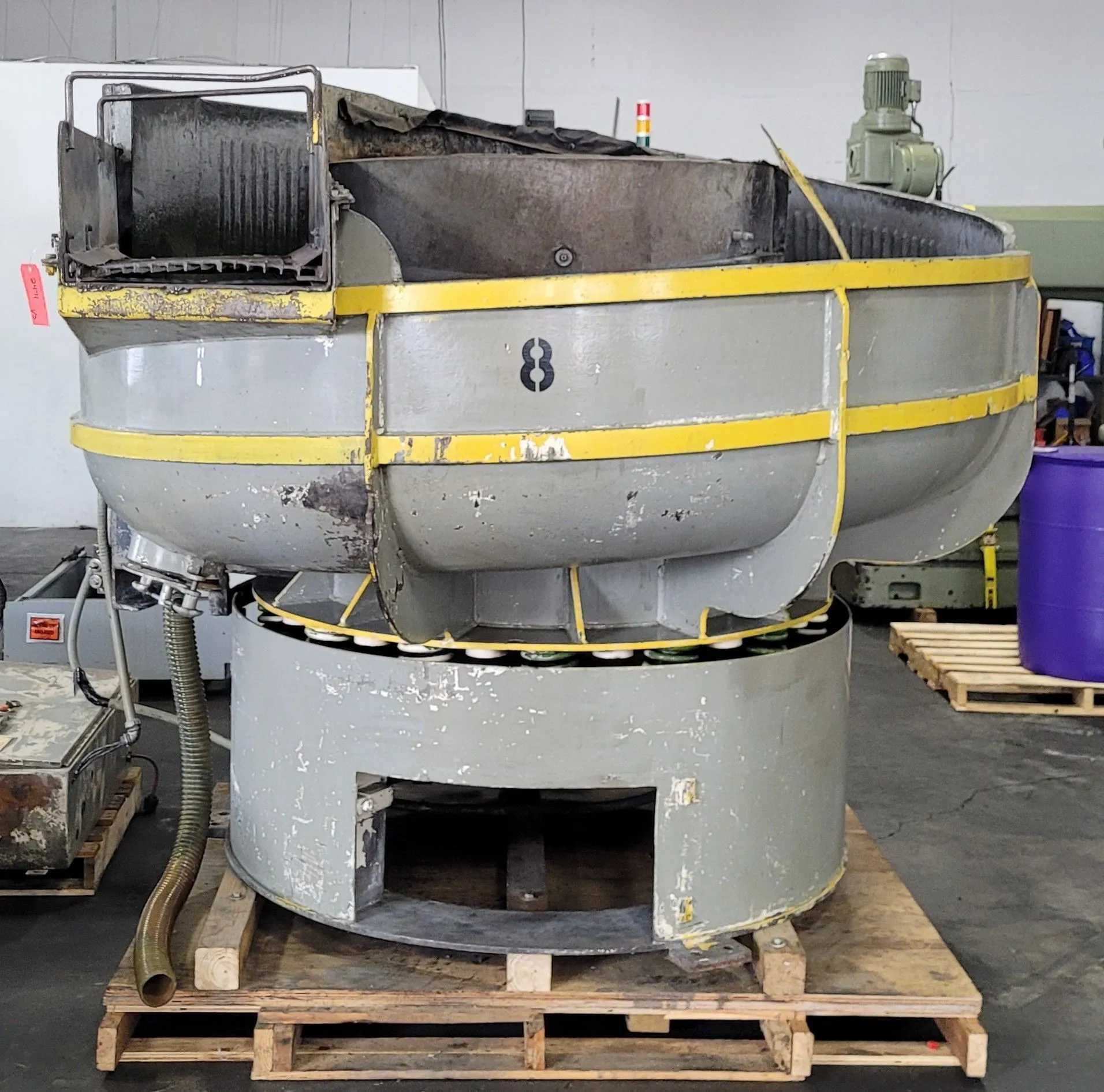 Roto-Finish Spiratron Model ST-40 Heavy-Duty Vibratory Finishing Machine - VIBRATORY FINISHING MACHINES