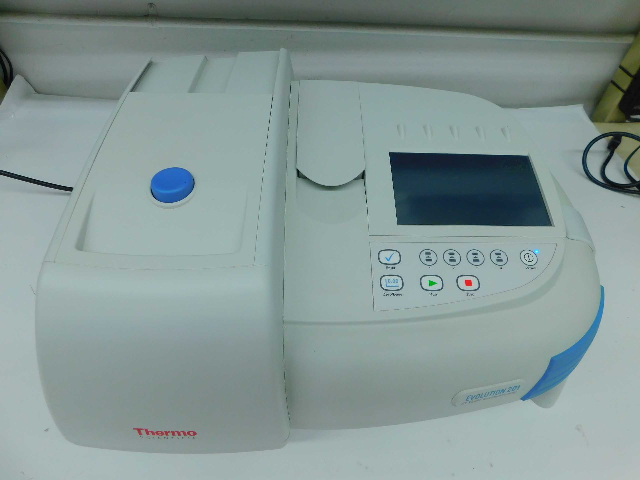 THERMO SCIENTIFIC EVOLUTION 201 UV-VISIBLE SPECTROPHOTOMETER M7775 - METAL DETECTOR UNIT