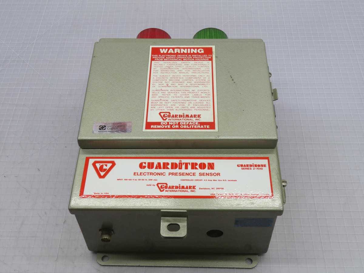 GUARDIMARK Z-7010 Z-00-3708 ELECTRIC PRESENCE SENSOR T213701 - SENSORS