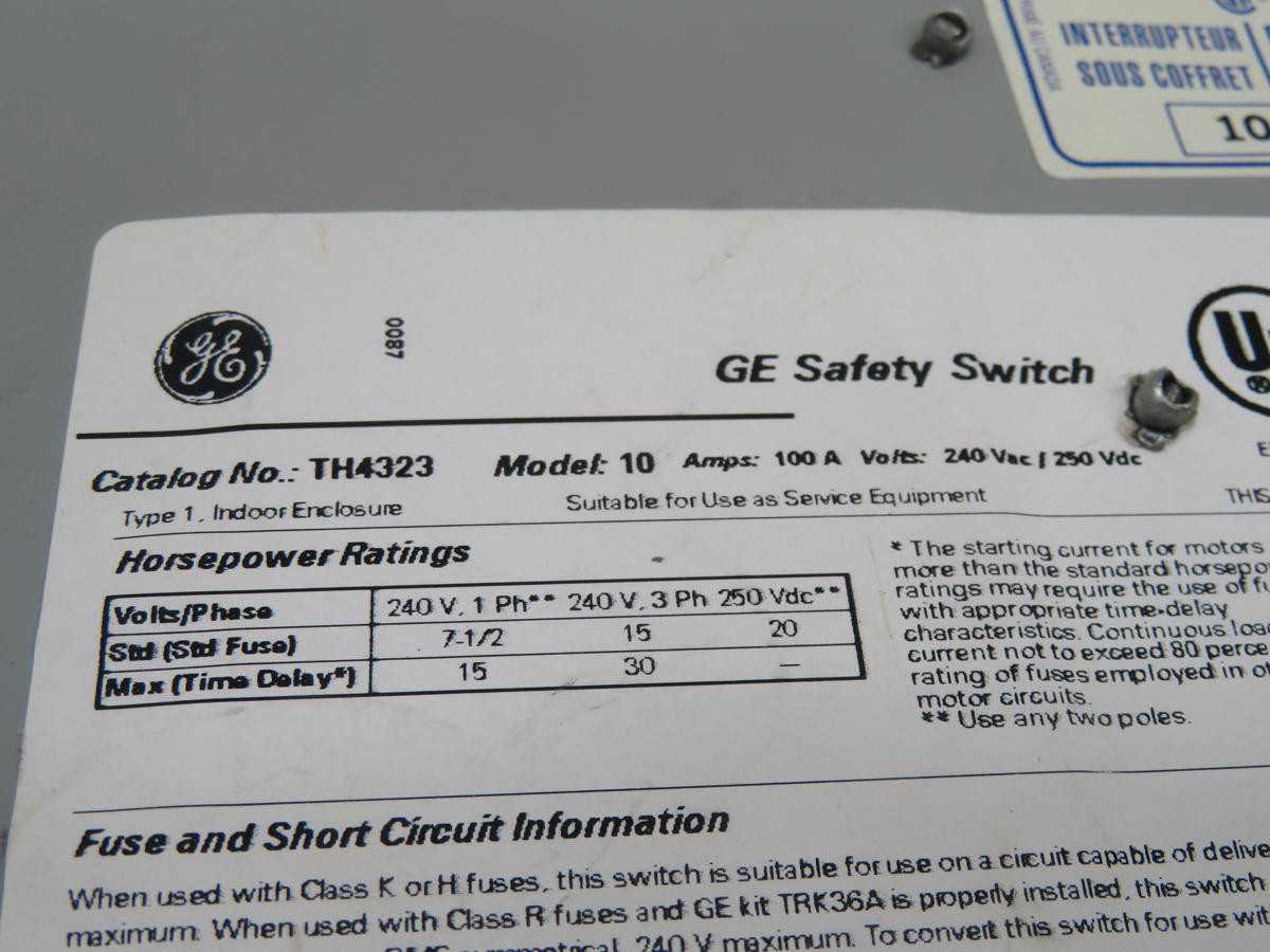 GE TH4323 SAFETY SWITCH T228131 - DISCONNECT SWITCHES