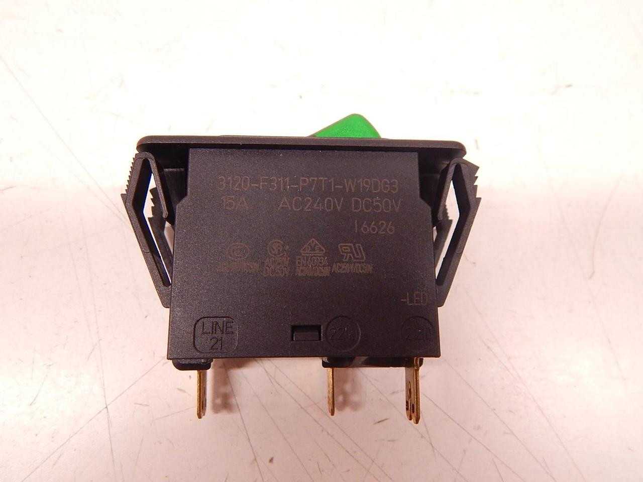 Lot Of 45 E-T-A 3120-F311-P7T1-W19DG3 Switches T69802 - SWITCHES