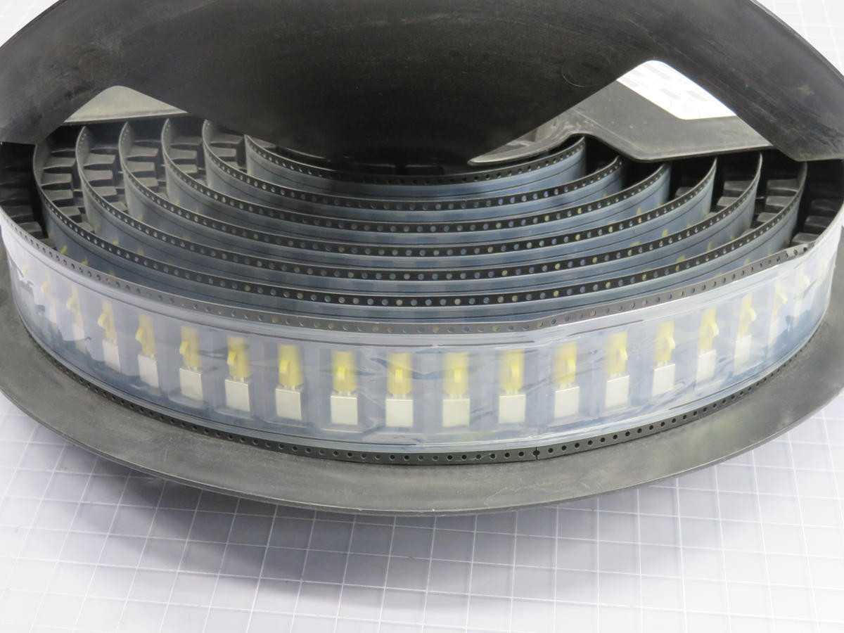 Lot Of 250 Rosenberger 2841302000100 Right Angle Plug PCB With Housing T211997 - PLUGS & RECEPTACLES