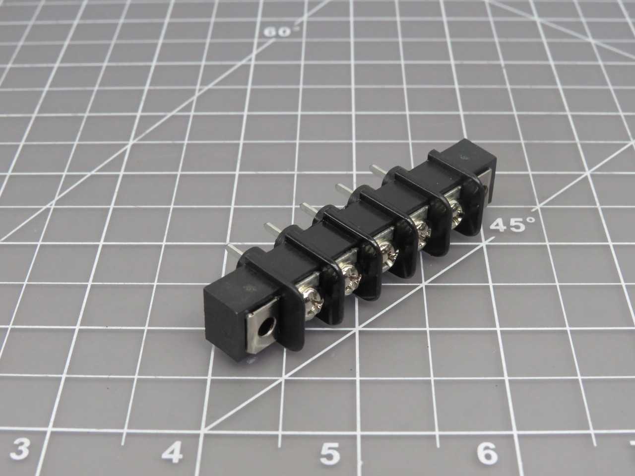 LOT OF 225 MOLEX 0387105005 CONN BARRIER STRIP 5CIRC 0.375"	
 T153093 - TERMINAL BLOCKS
