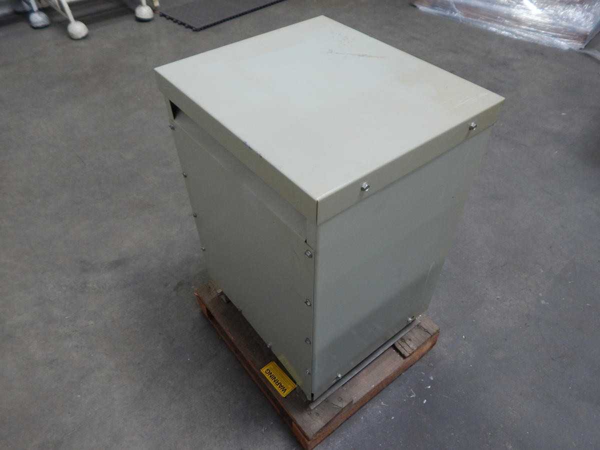 GE 9T23Q9871 TYPE QL TRANSFORMER 15 KVA 3 PH M2538 - DRY TRANSFORMERS