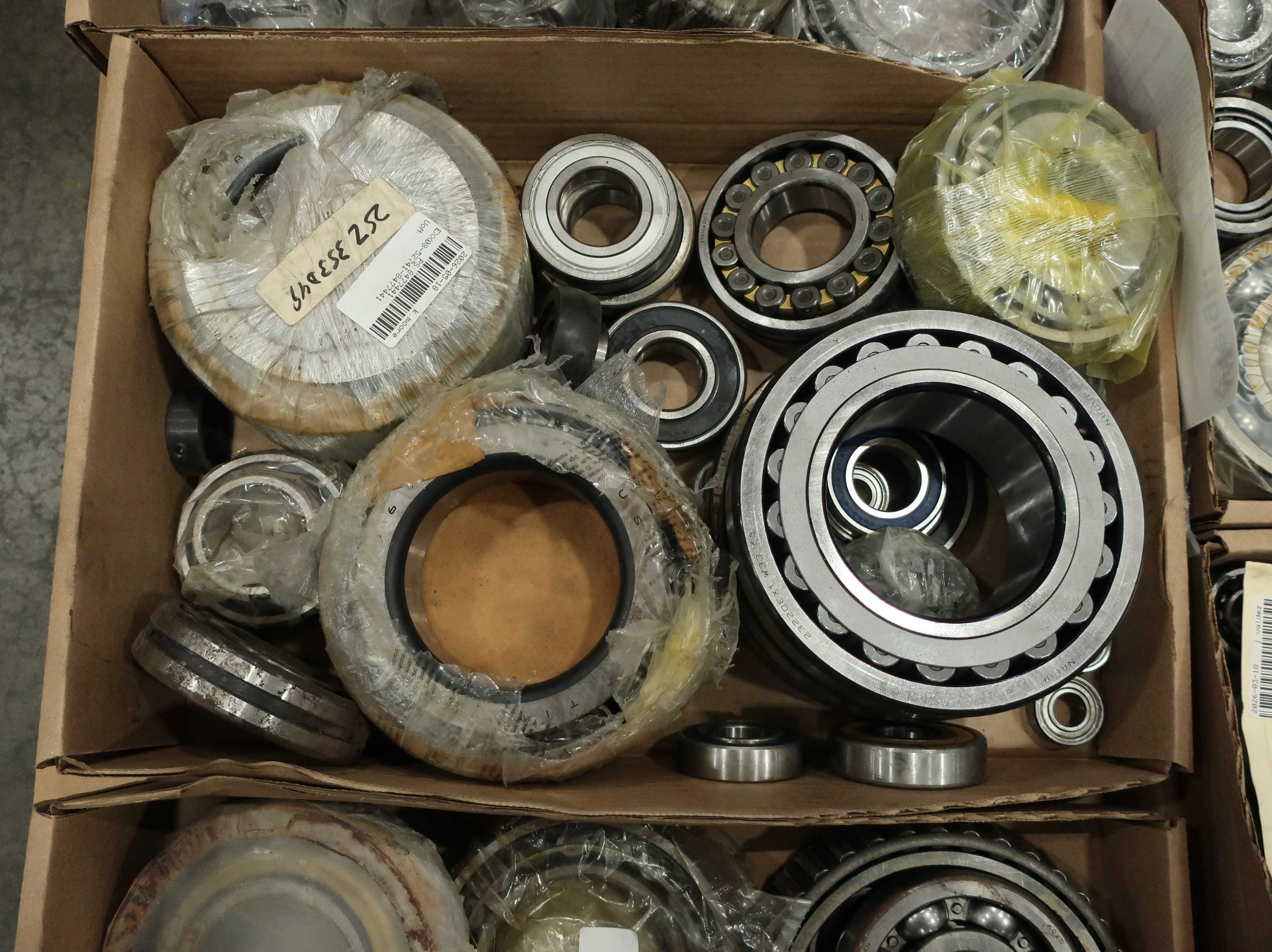 SKU 1772252 - PALLET OF ASSORTED BEARINGS - BEARINGS