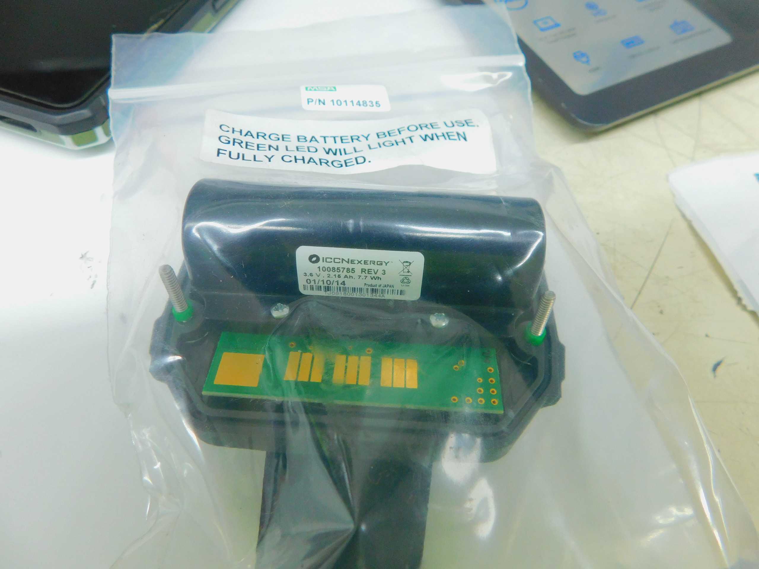 ALTAIR 5X, 10116927 MULTIGAS DETECTOR - ELECTRICAL TESTING EQUIPMENT