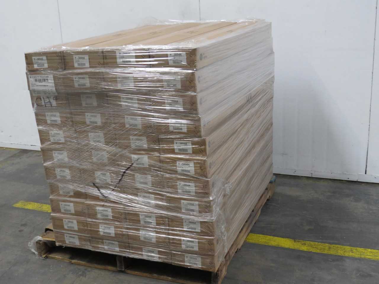 LOT OF 440 GE 38944 LED15T8/G/4/830
 T8 13 WATT 48 INCH LED STRAIGHT TUBE MEDIUM B-PIN (G13) 3000 K - LIGHTING