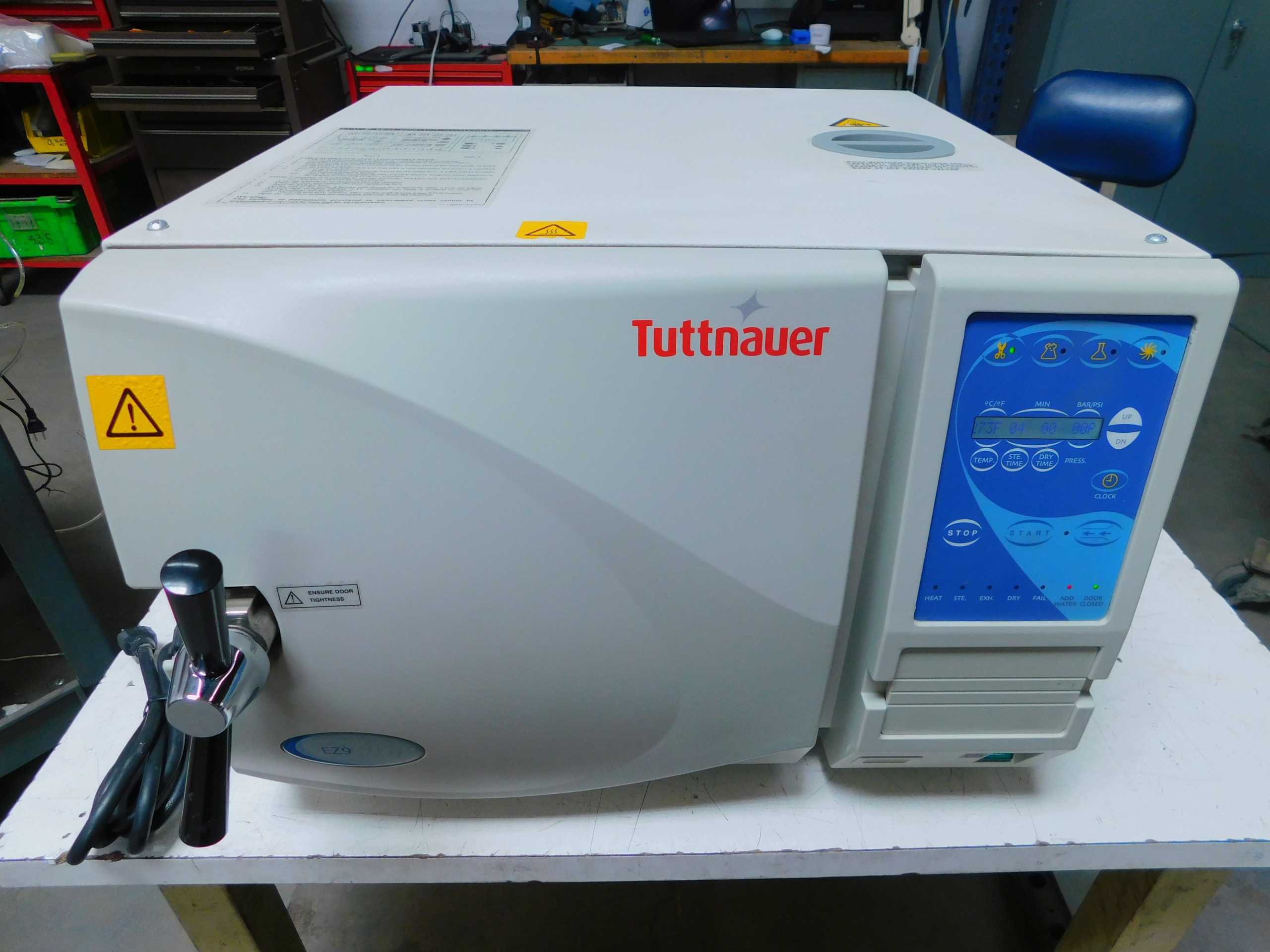 Tuttnauer 2340EA Tabletop Autoclave, 19L, 120V, 1400W, 1 Phase, 316L Stainless Steel Chamber - LAB & SCIENTIFIC