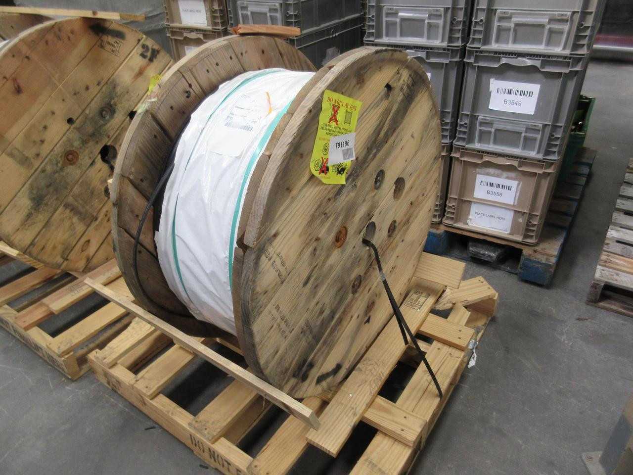 ROLL OF FIBER OPTIC CABLE LAZRSPEED OM3 2 FIBER MULTIMODE 6560 FT. T91196 - FIBER OPTIC CABLE