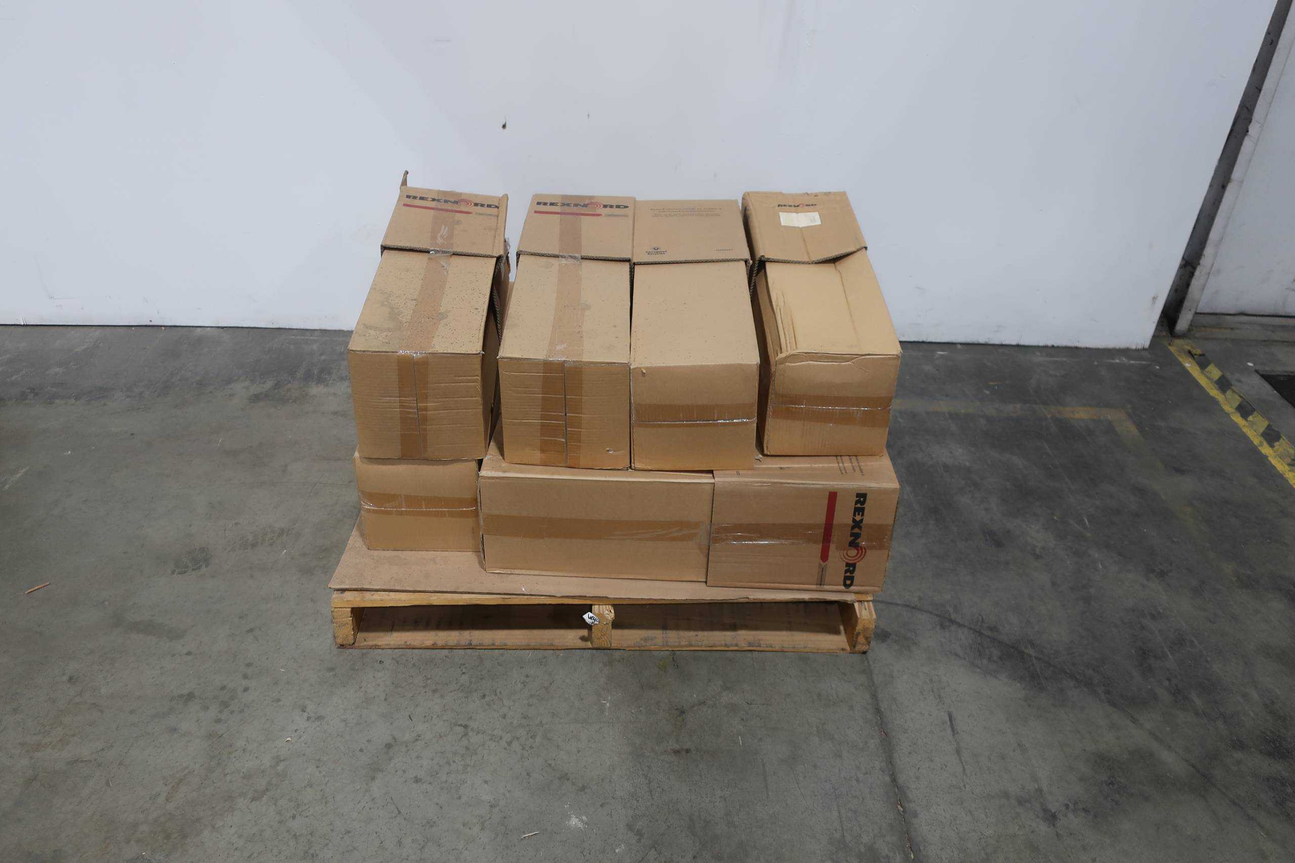 SKU 1740596 - LOT OF 9 REXNORD CHAIN CONVEYORS XLA1005LPB - CHAIN
