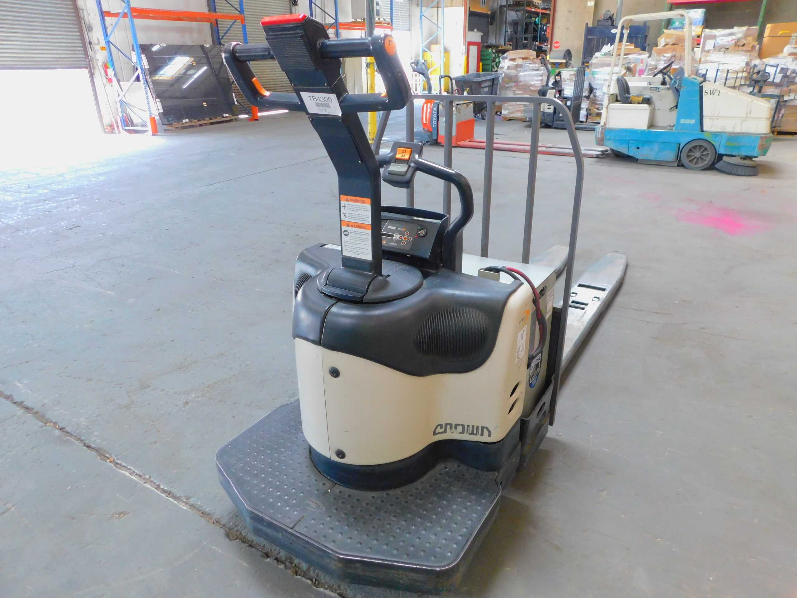 Crown PE4500-60 Electric Rider Pallet Jack 6000lb Load Capacity 24V Tested - ELECTRIC PALLET JACKS