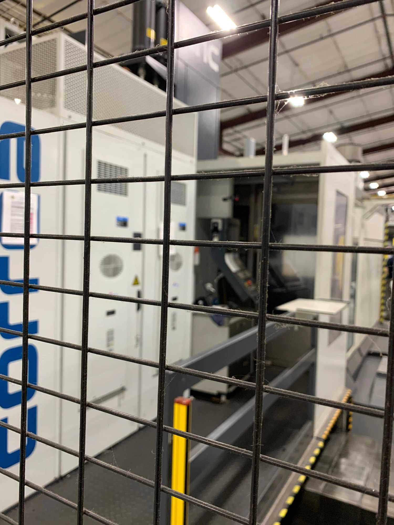 2018 Correa Axia 85 Universal Milling Machine With 10,000 RPM Spindle Speed - UNIVERSAL MILLING MACHINES