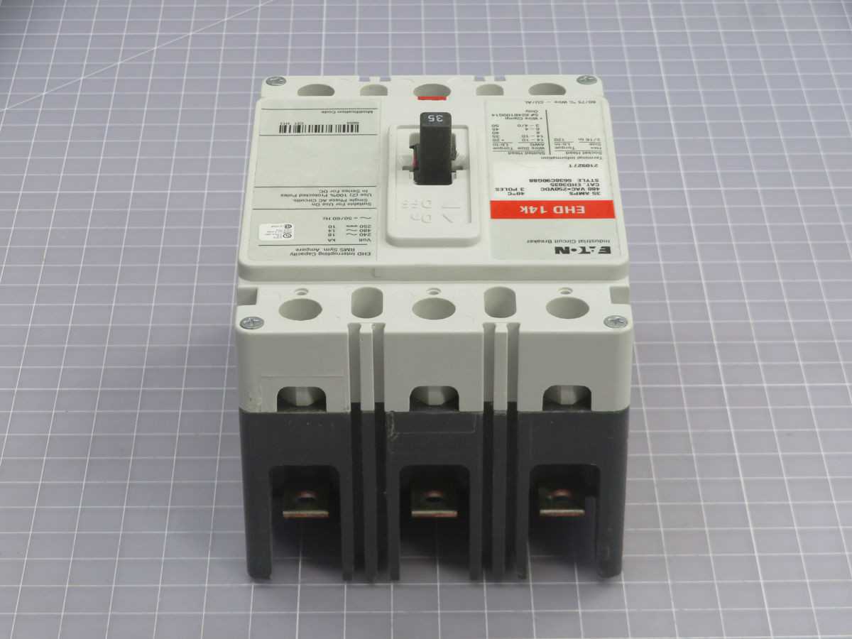 EATON EHD3035 MOLDED CASE CIRCUIT BREAKER T246124 - CIRCUIT BREAKERS