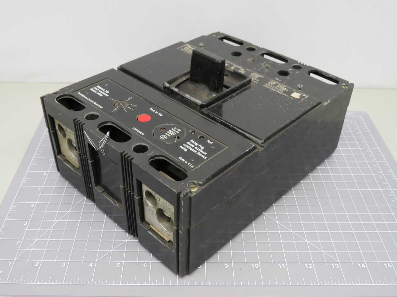 WESTINGHOUSE LC2300F CIRCUIT BREAKER 300 AMP 2 POLE T160281 - CIRCUIT BREAKERS