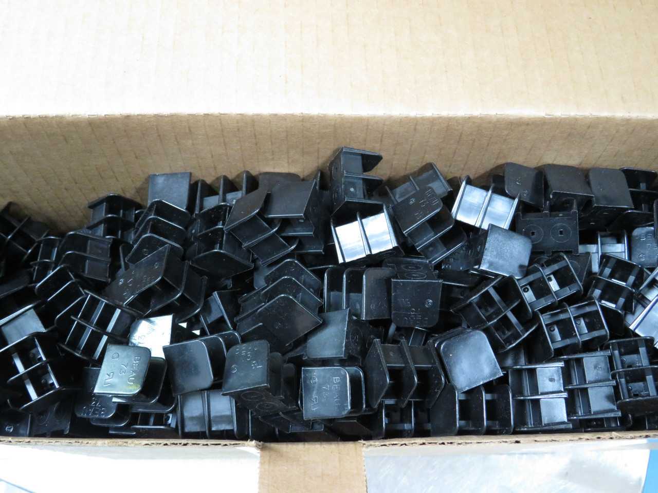 LOT OF 675 MOLEX 0387380135 TERMINAL BLOCKS SR BTS PC CS 2 MO C T174294 - TERMINAL BLOCKS